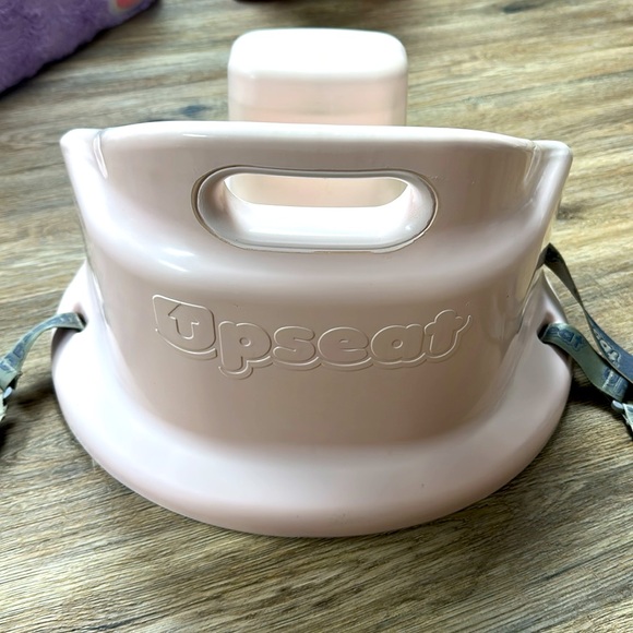 Upseat Baby Floor & Booster Seat with Tray - Picture 10 of 11